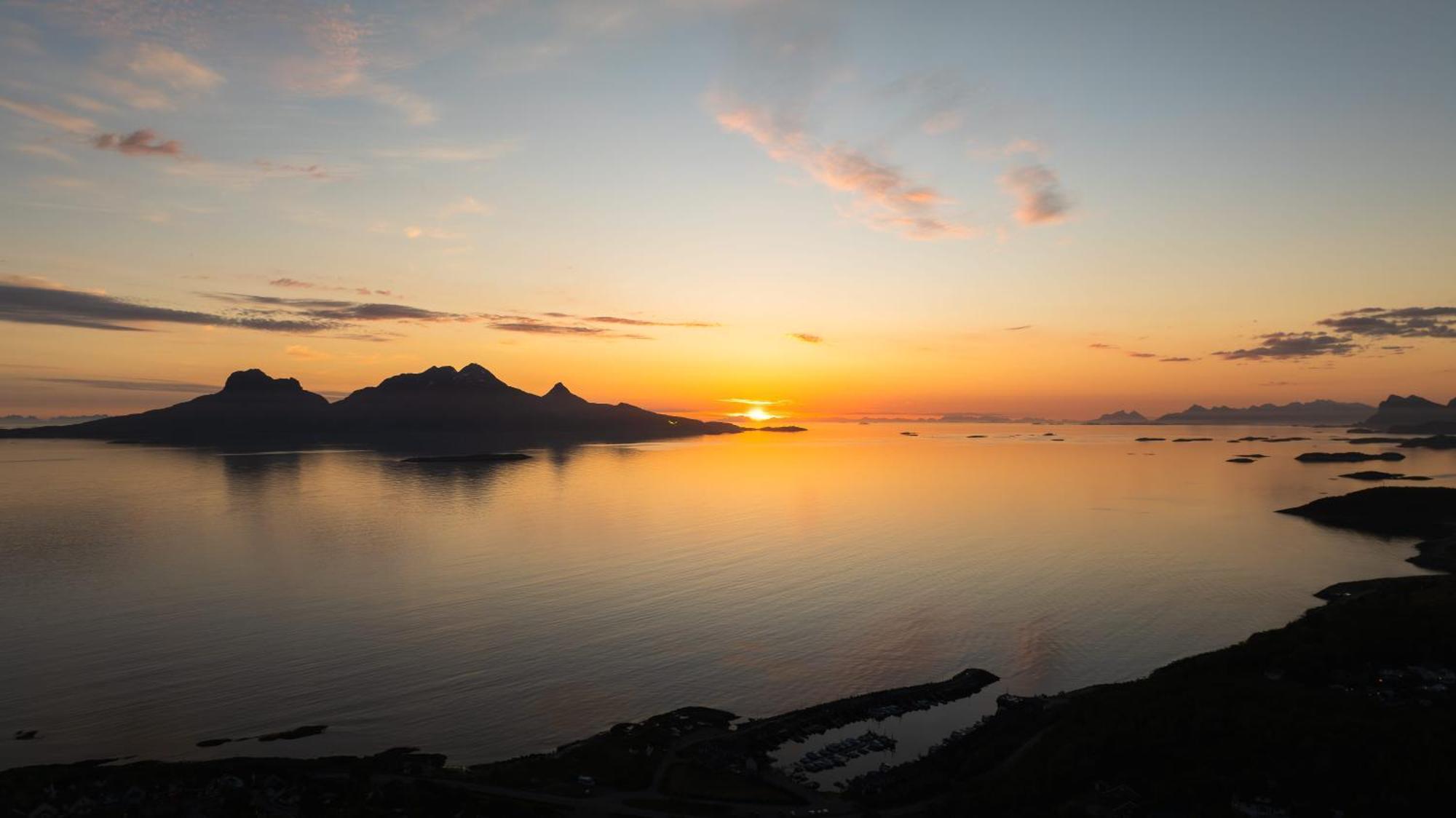 Wood Hotel Bodø Eksteriør bilde