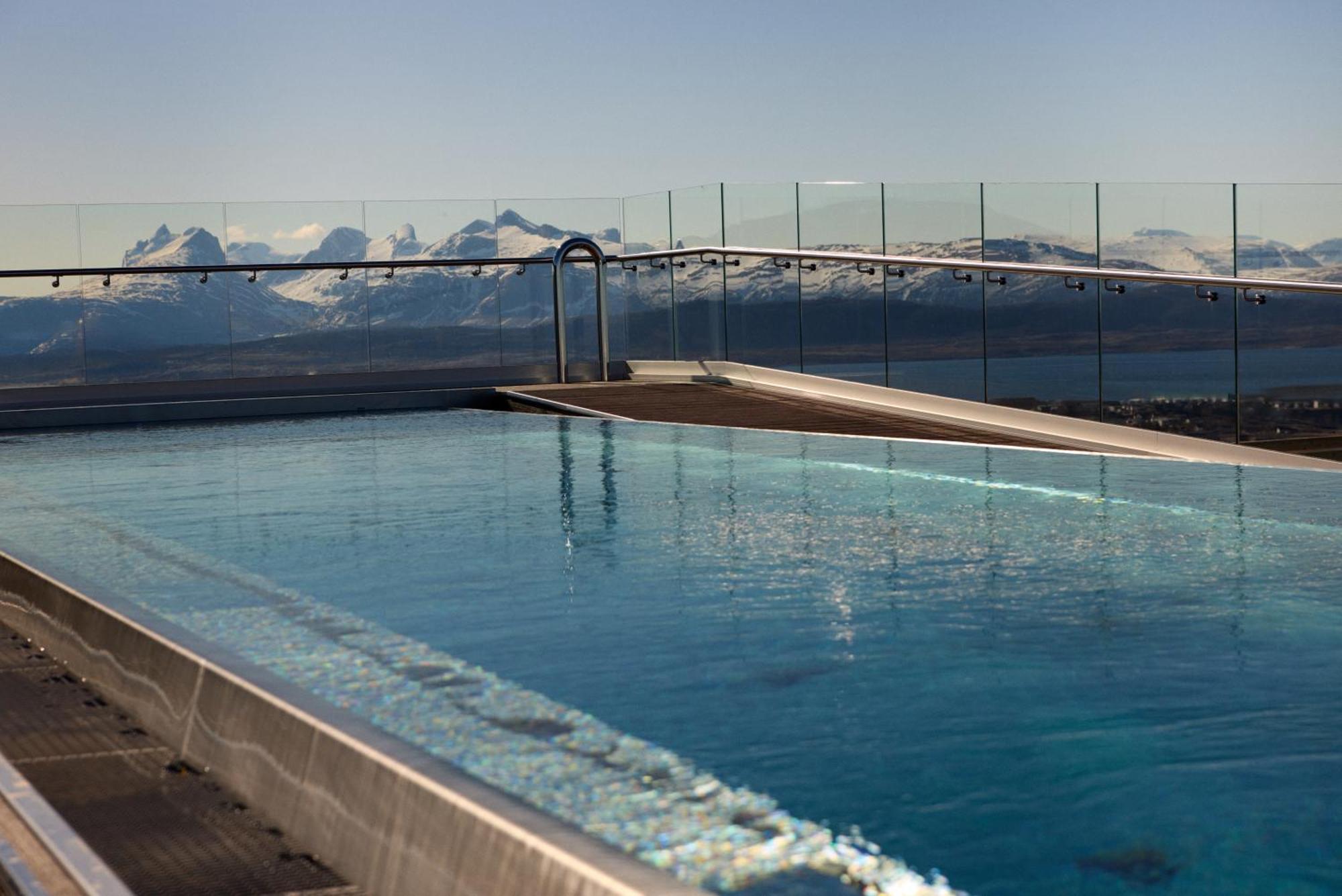 Wood Hotel Bodø Eksteriør bilde
